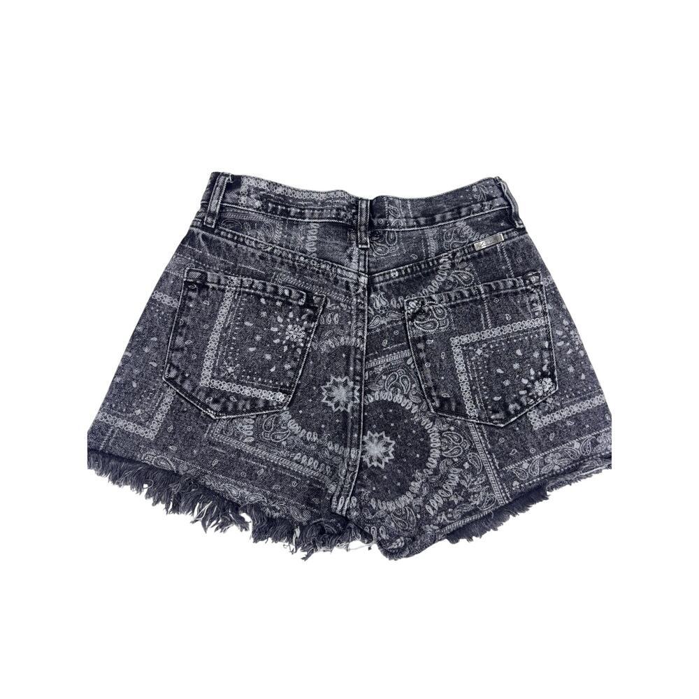 KanCan Whitney High Rise Shorts Size 3/25 Black Bandana Paisley Denim Cutoff - Picture 5 of 8